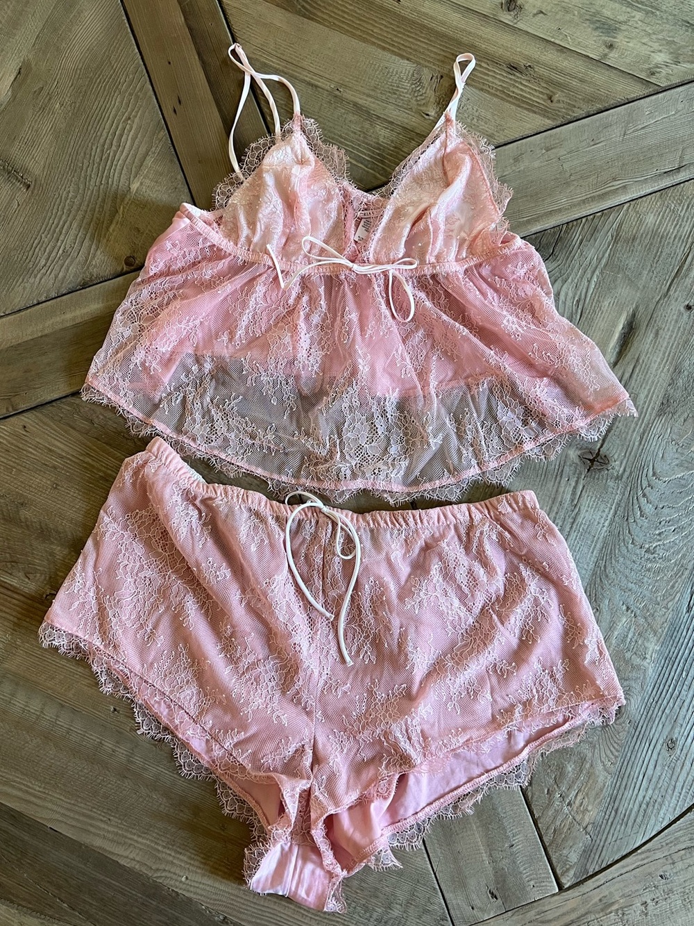 Victoria's Secret Sheer Lace Cami & Shorts Sleep Set color Rose Tan
